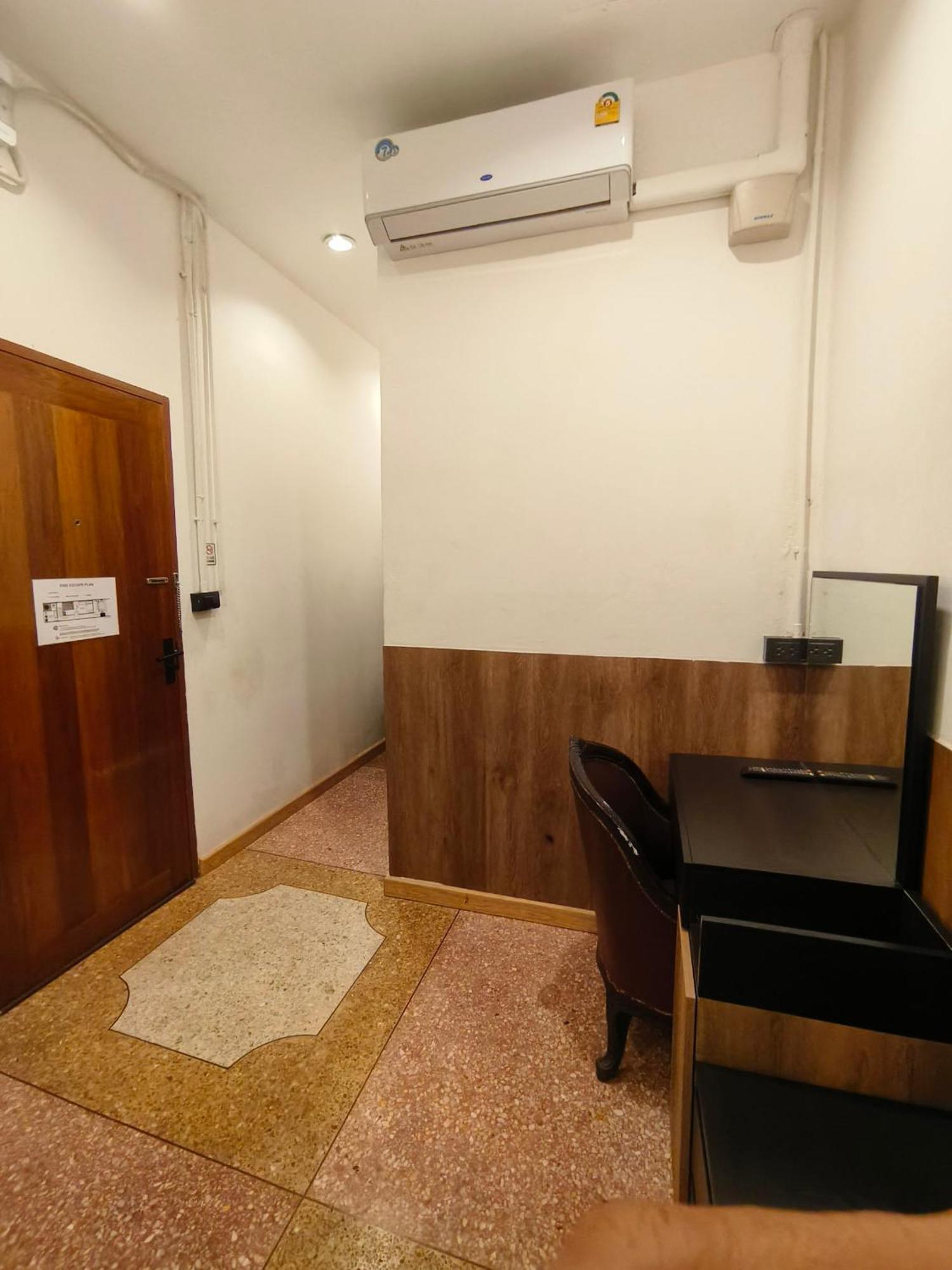 Penthouse Lamoon Banguecoque Exterior foto